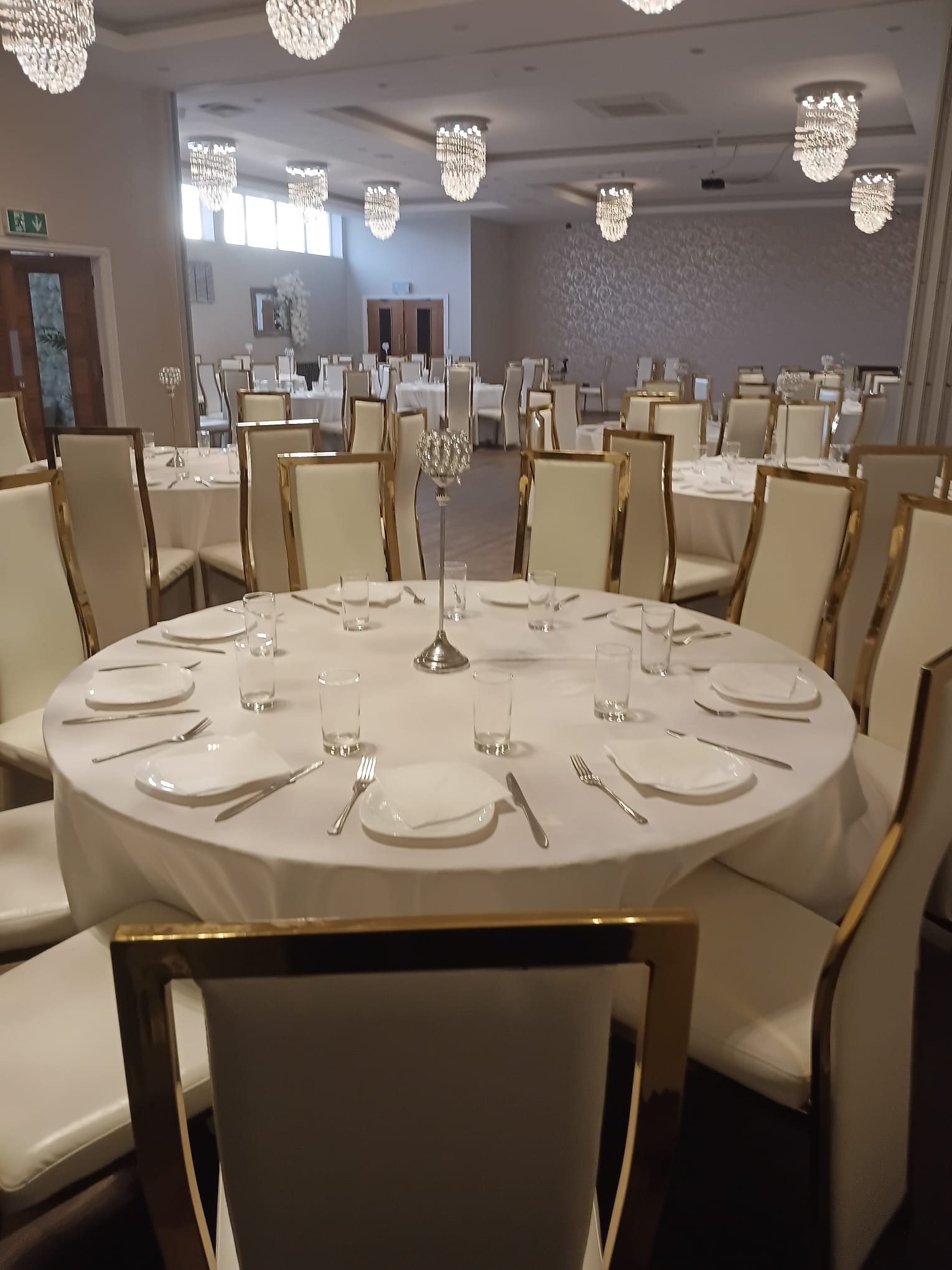 Emerald Suite — intimate event setup